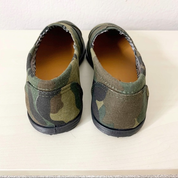 NEW Sofie Flats- in Camouflage - Picture 6 of 7